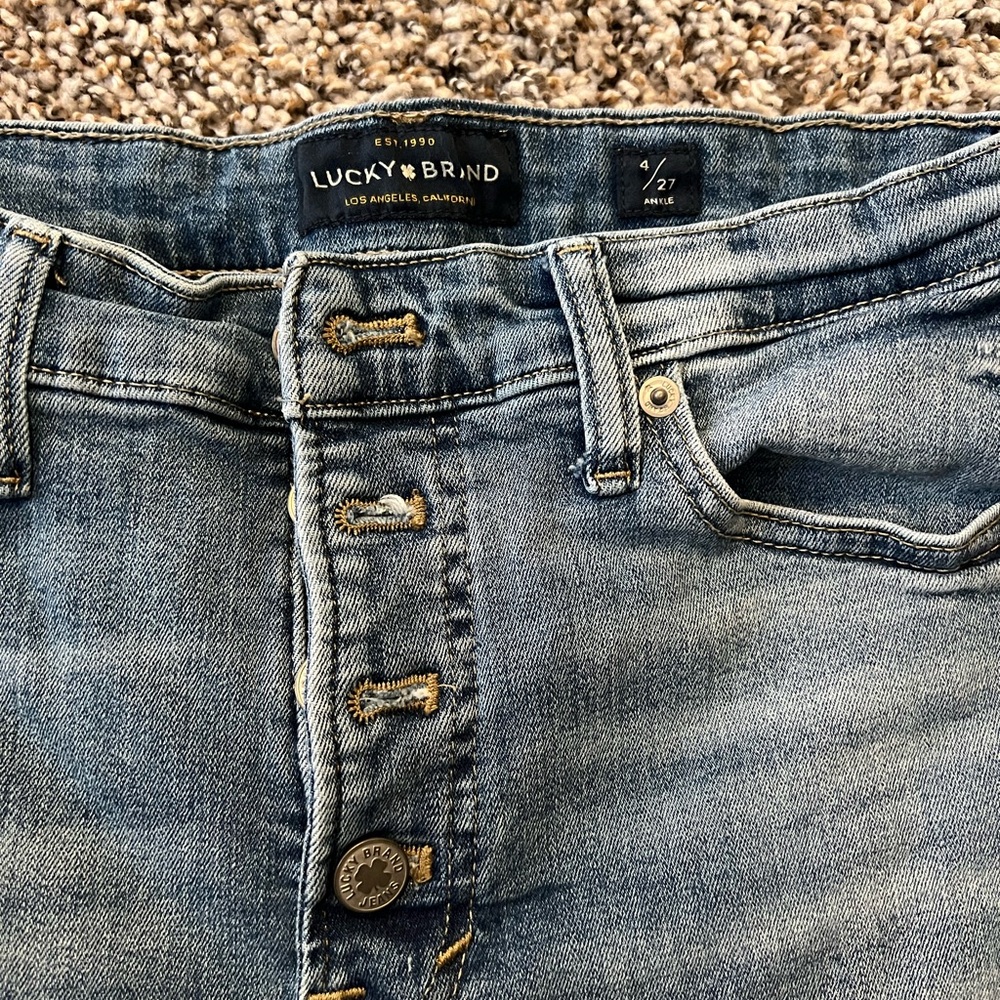 Lucky Brand skinny ankle Jeans 4/27